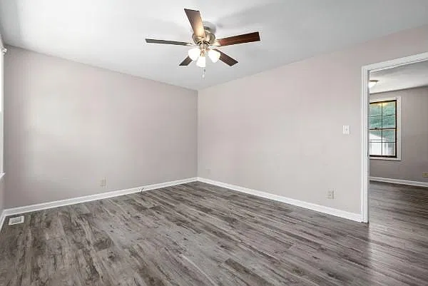 3 bed, 1150 sqft, $1,350 — Photo 4