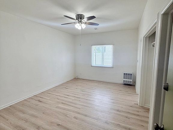 4th image of 265 S Columbia Ave #207
