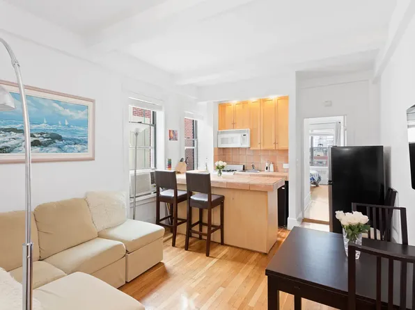 116 W 72nd St, New York, NY