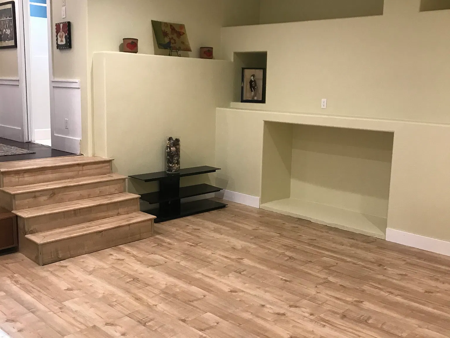 Studio, 600 sqft, $1,350 — Photo 2