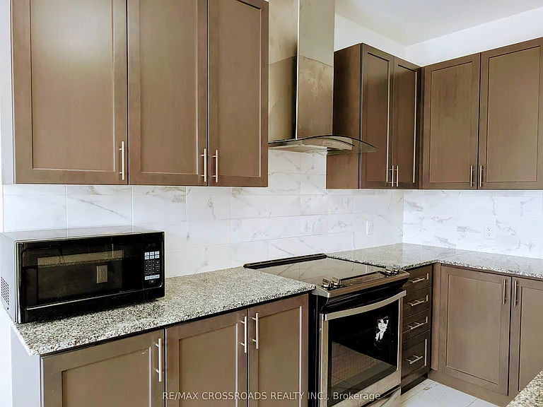 159 Frank Kelly Dr — Photo 5