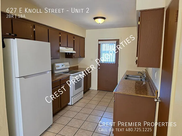 627 E Knoll St #2 — Photo 5