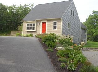 2 E Russell Mills Rd, Plymouth, MA 02360