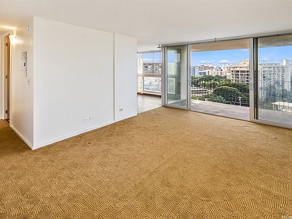 2nd image of 1634 Makiki St APT 1101