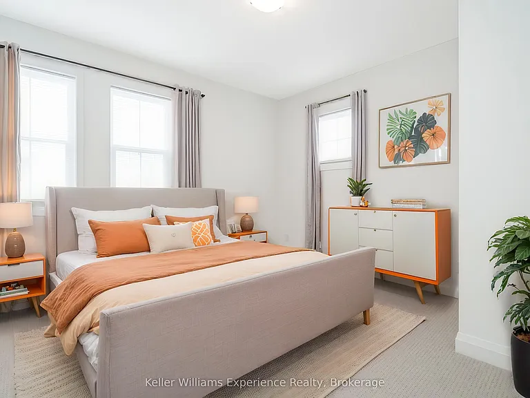24 Danielle Cres — Photo 14