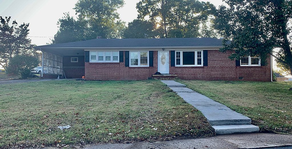 435 W Main St, Gamaliel, KY 42140 Zillow