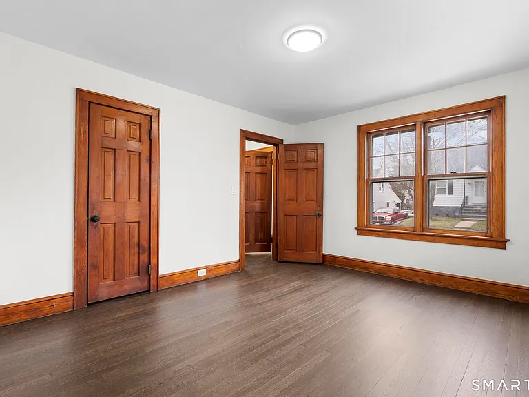 37 Byrneside Ave — Photo 8
