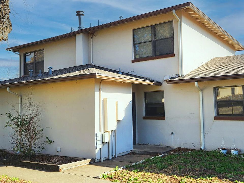 1st image of 605 Carswell St
