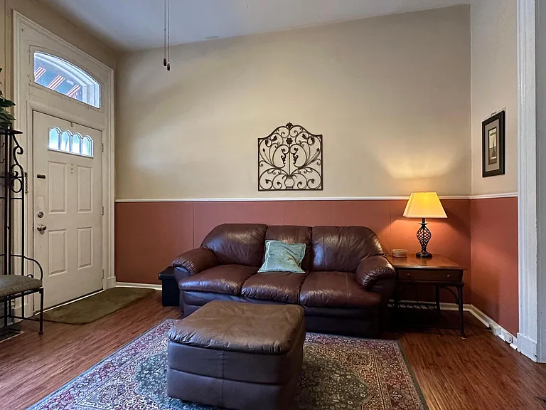 826 Main St #1 — Photo 2