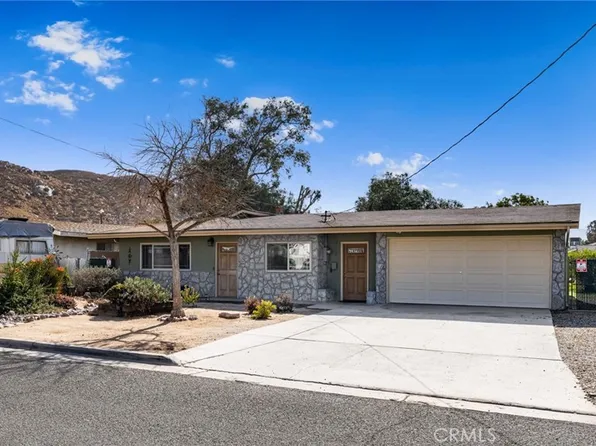 952 Cole St, Norco, CA 92860