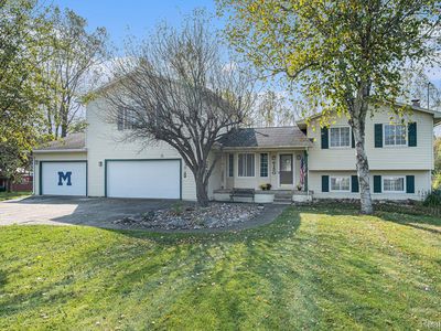 6150 E Maple Ave, Grand Blanc, MI, 48439