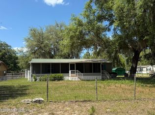 101 Nancy Dr, Interlachen, FL 32148
