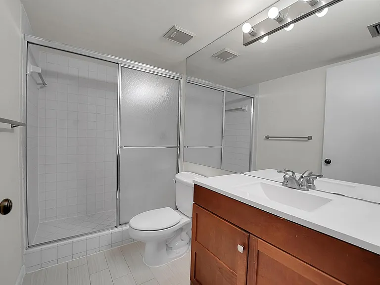 6654 Villa Sonrisa Dr #421 — Photo 42