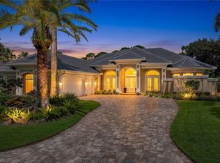 260 Cheshire Way, Naples, FL 34110