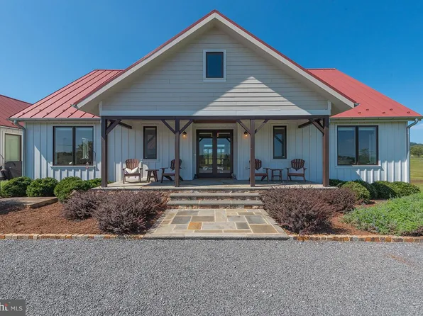 38 Lyle Ln, Amissville, VA 20106