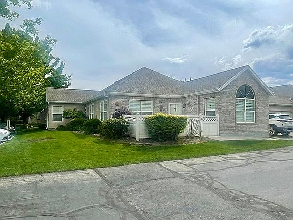 2nd image of 9356 S Abbey View Rd #16-A
