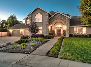 3400 Forest Hills Ct, Redding, CA 96002