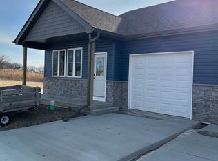 929 Covey Ln, Coal City, IL 60416