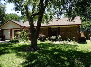 8907 Langfield Rd, Houston, TX 77040