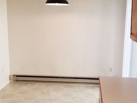 4th image of 1220 N 137th St Unit 3