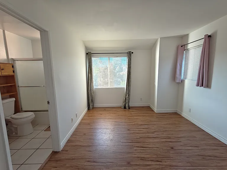 3619 Armour Ave #1 — Photo 15