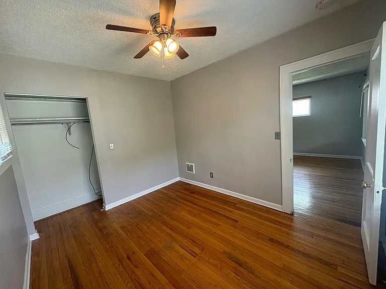 344 Vester St — Photo 18