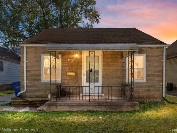 8082 Packard Ave, Warren, MI 48089
