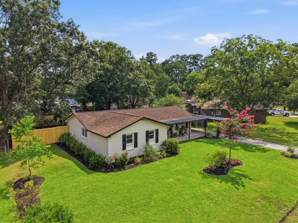 7747 Ovaldale Dr, North Charleston, SC 29418