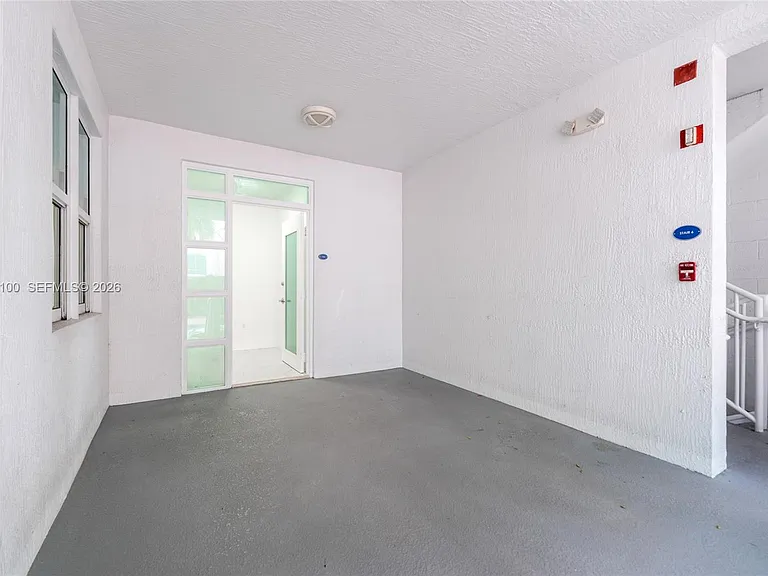 7914 Harbor Island Dr #106 — Photo 8