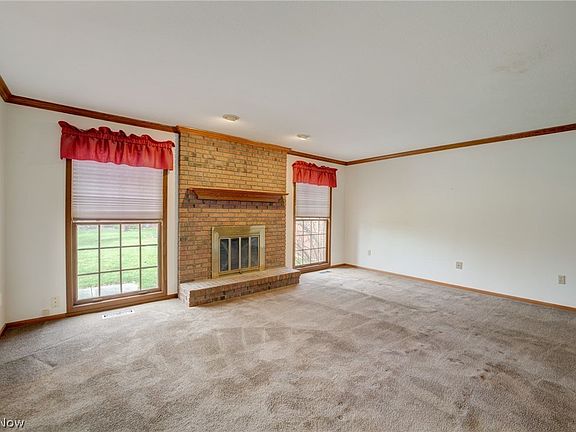 4th image of 114 Loyola Dr
