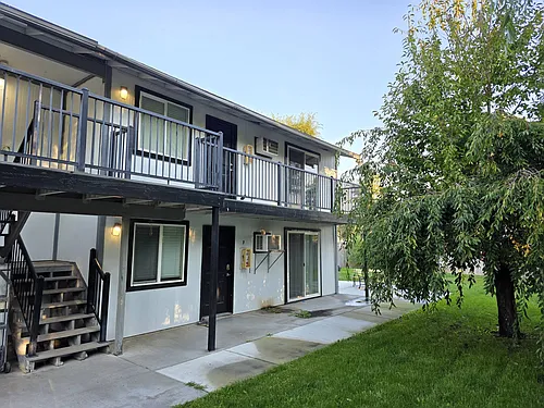 404 Belle Ave #2 Photo 1