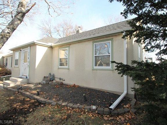 2nd image of 547 2nd Ave S