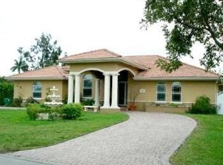 195 NW 123rd Ave, Miami, FL 33182