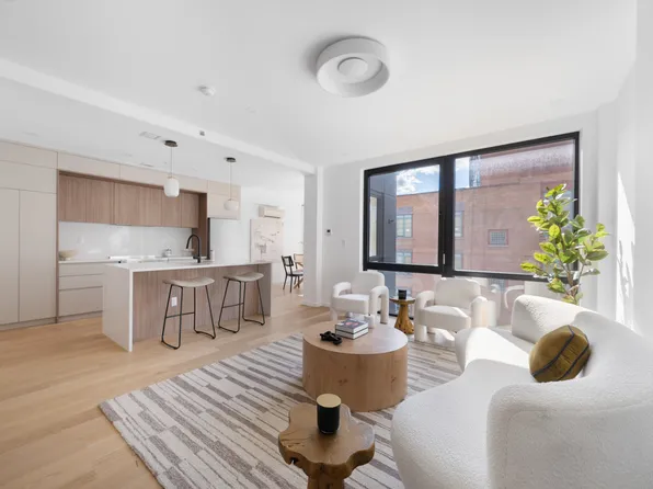 14-35 Broadway image 2 of 16