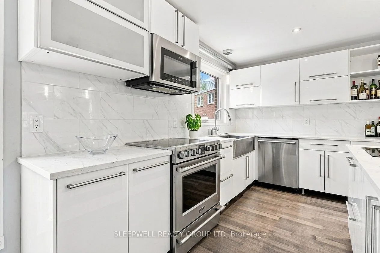 3 bed, $3,000 — Photo 4