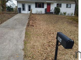 5904 Heatherwood Ln, Riverdale, GA 30296