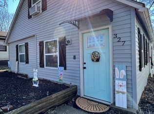 327 Lounsbury Ave, Elmira Heights, NY 14903