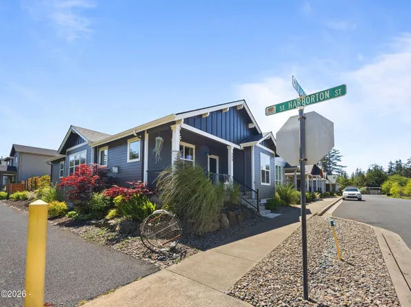 724 SE 44th St, Newport, OR 97366