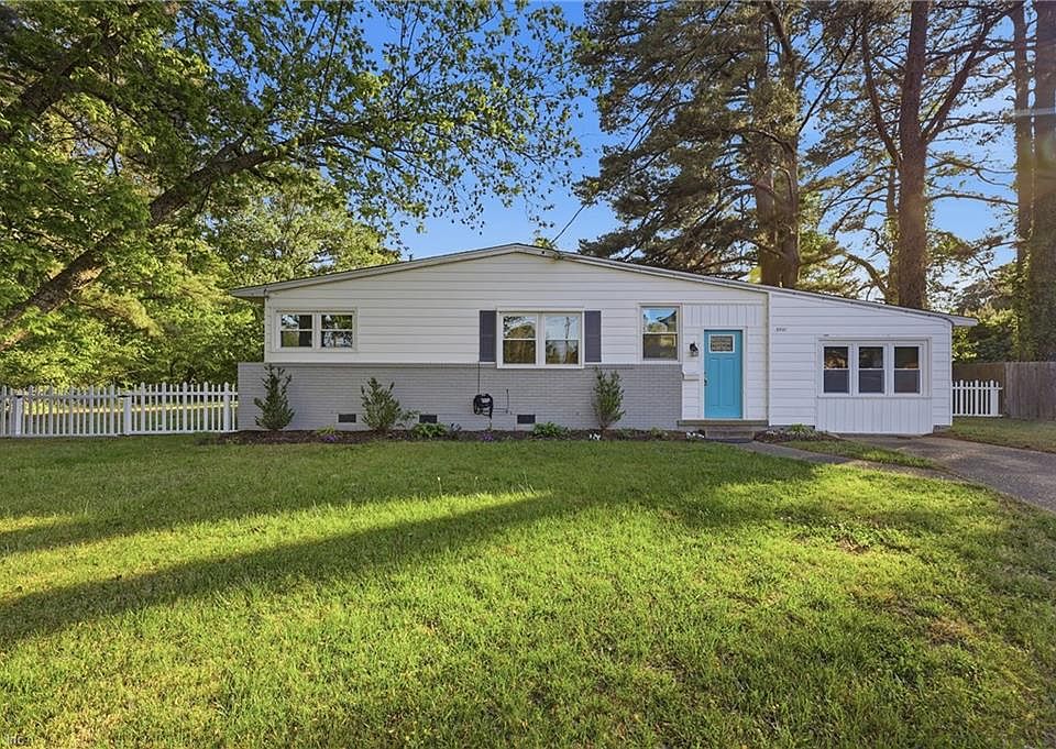 1st image of 5501 Pebble Ln
