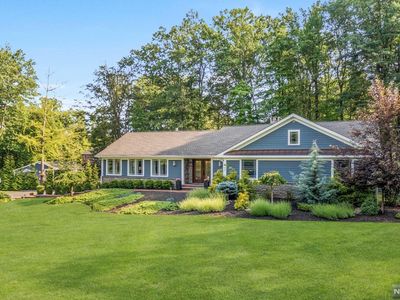 46 Glenwood Rd, Upper Saddle River, NJ, 07458