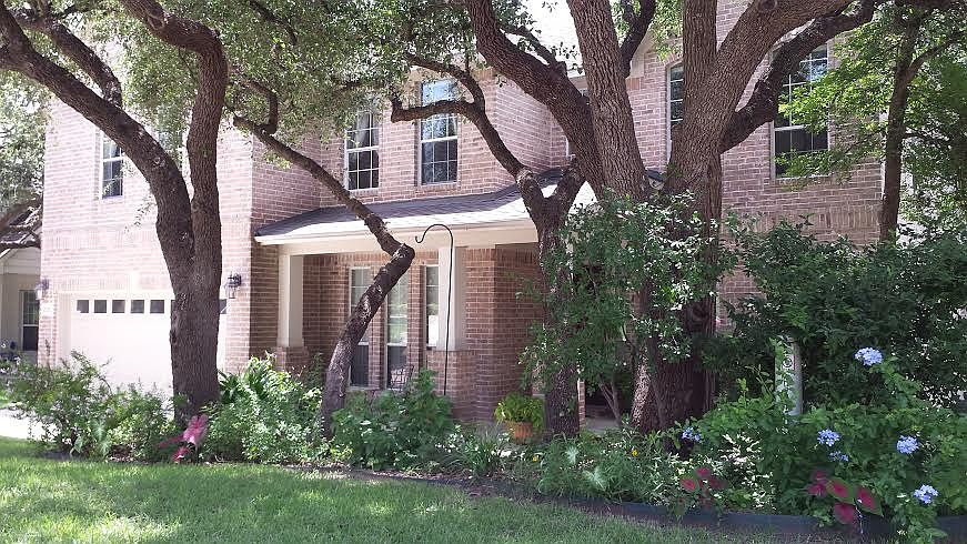 1st image of 2529 Melville Ln