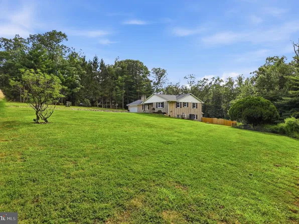 21874 Boonsboro Mountain Rd, Boonsboro, MD 21713