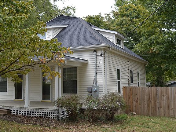 3rd image of 109 McCormick St