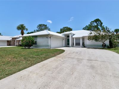 1085 Guava St, Sebastian, FL, 32958