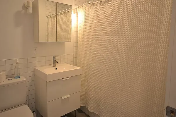 Rented by Compass | media 6