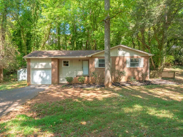 7201 Dogwood Dr, Knoxville, TN 37919