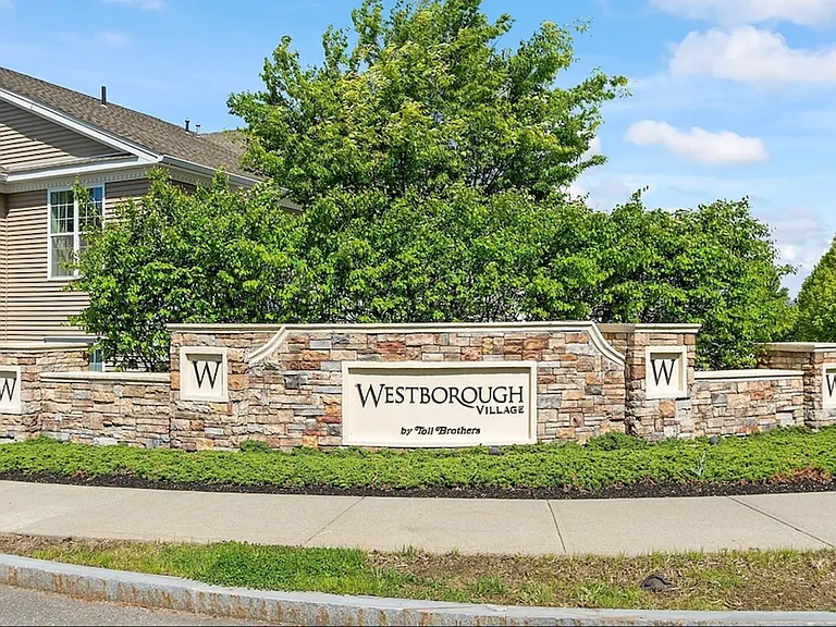 214 Corning Fairbanks Way #214 — Photo 1
