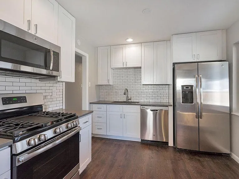 3525 N Glencoe St — Photo 4
