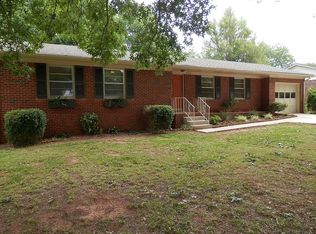 4308 Hunt Dr NW, Huntsville, AL 35816