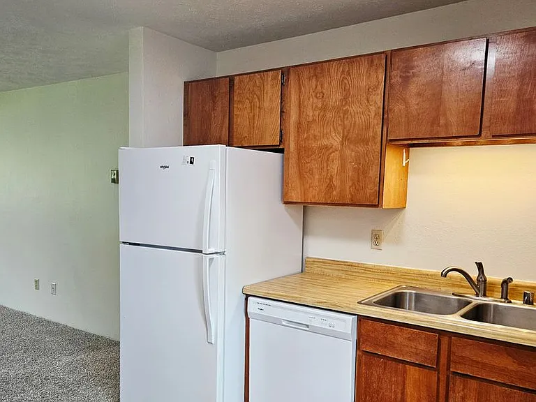 709 Oconnor Rd — Photo 8